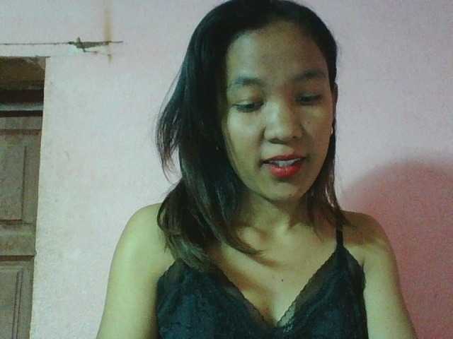 Louane01 live cam on BongaCams