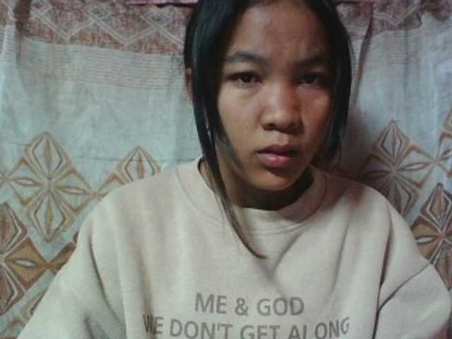 Louane01 live cam on BongaCams
