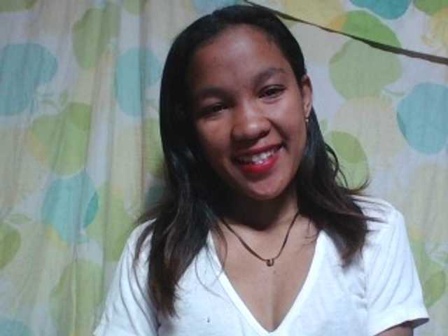 Louane01 live cam on BongaCams