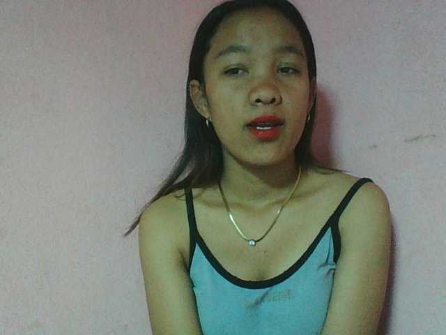 Louane01 live cam on BongaCams