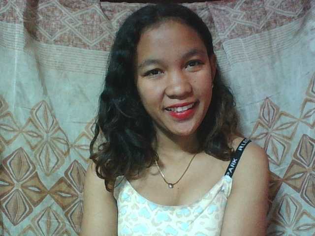Louane01 live cam on BongaCams