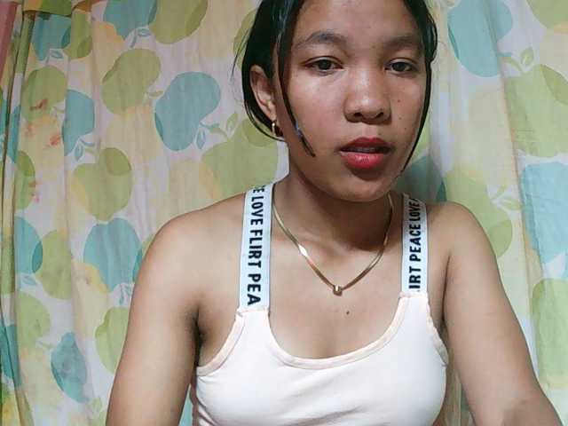 Louane01 live cam on BongaCams