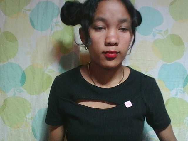 Louane01 live cam on BongaCams