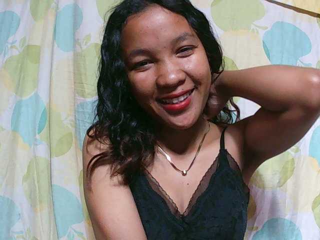 Louane01 live cam on BongaCams