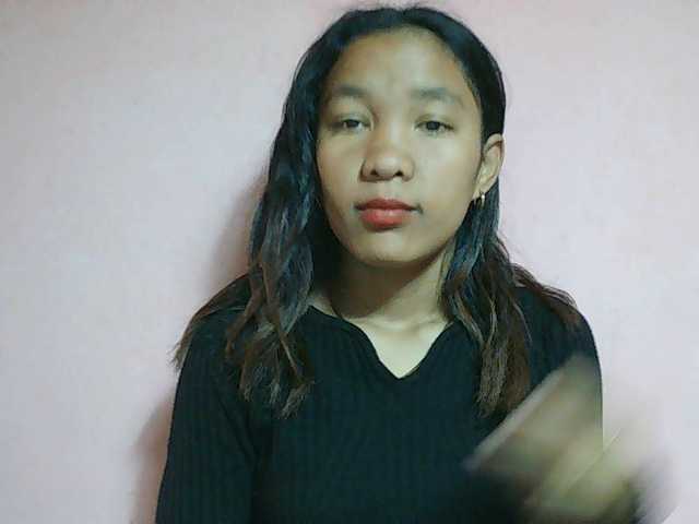 Louane01 live cam on BongaCams