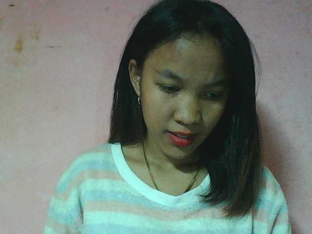 Louane01 live cam on BongaCams