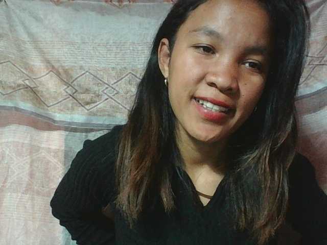 Louane01 live cam on BongaCams