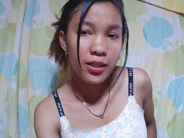 Louane01 live cam on BongaCams
