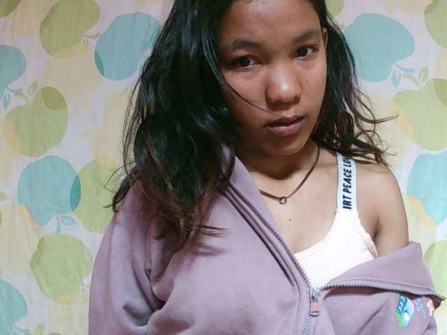 Louane01 live cam on BongaCams