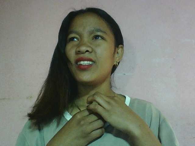 Louane01 live cam on BongaCams