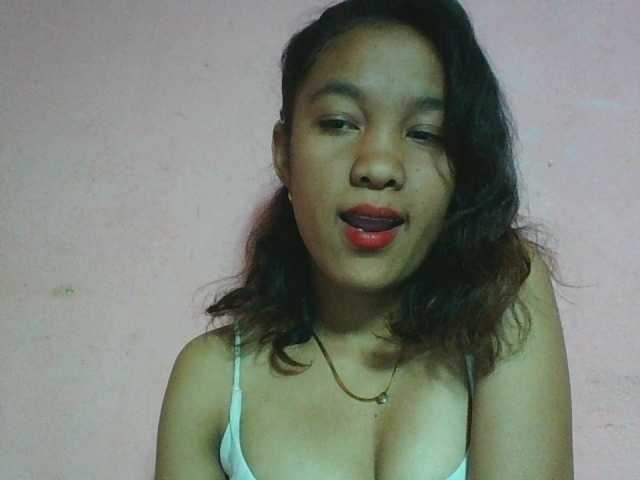 Louane01 live cam on BongaCams