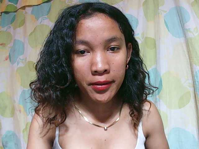 Louane01 live cam on BongaCams