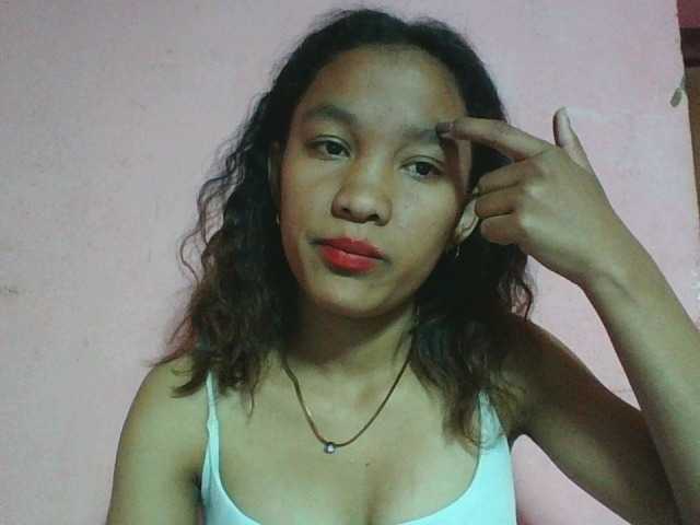 Louane01 live cam on BongaCams