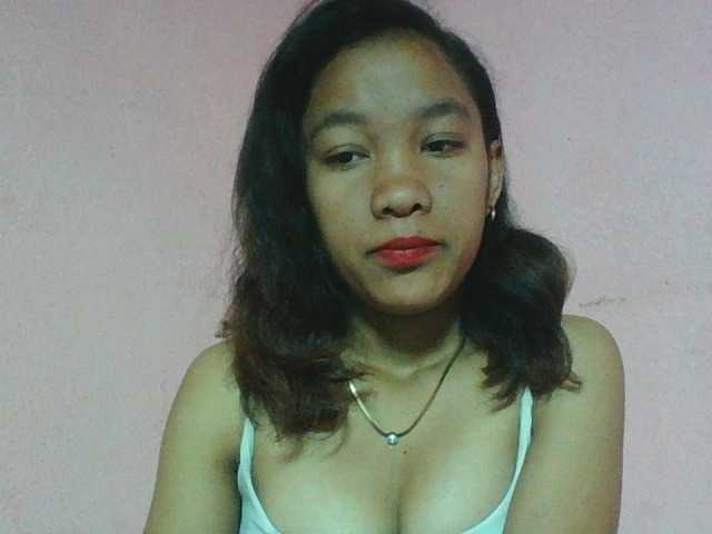 Louane01 live cam on BongaCams