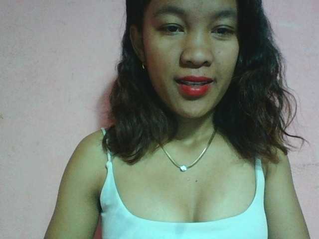 Louane01 live cam on BongaCams