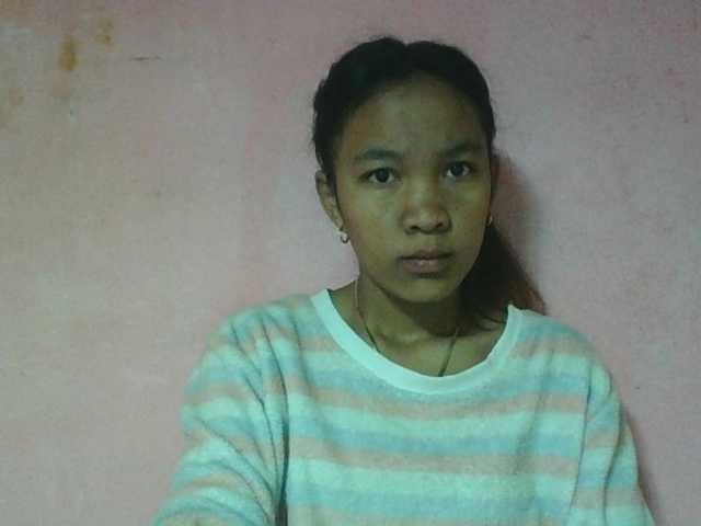 Louane01 live cam on BongaCams