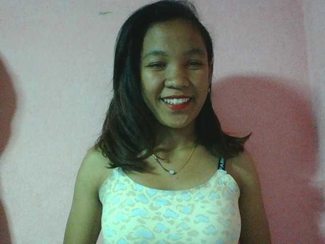 Louane01 live cam on BongaCams