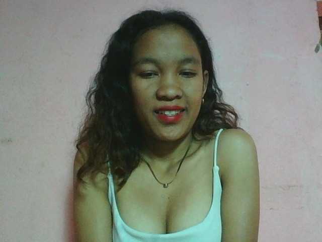 Louane01 live cam on BongaCams