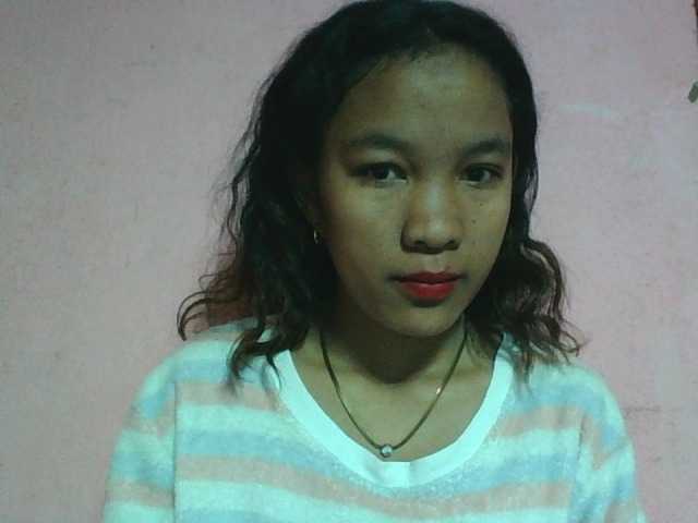 Louane01 live cam on BongaCams
