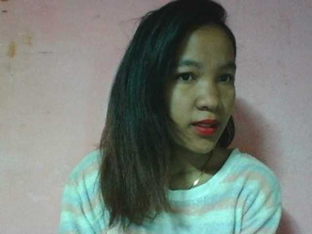 Louane01 live cam on BongaCams