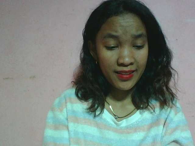 Louane01 live cam on BongaCams