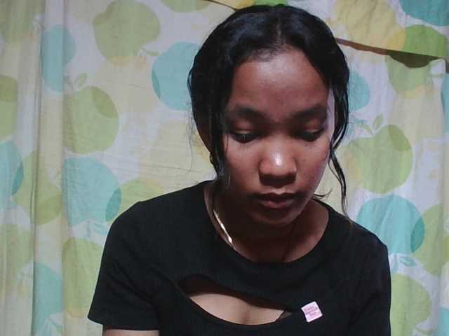 Louane01 live cam on BongaCams