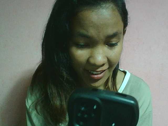 Louane01 live cam on BongaCams