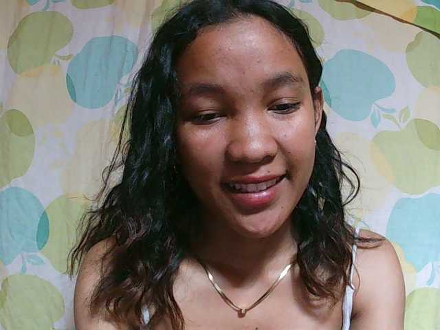 Louane01 live cam on BongaCams