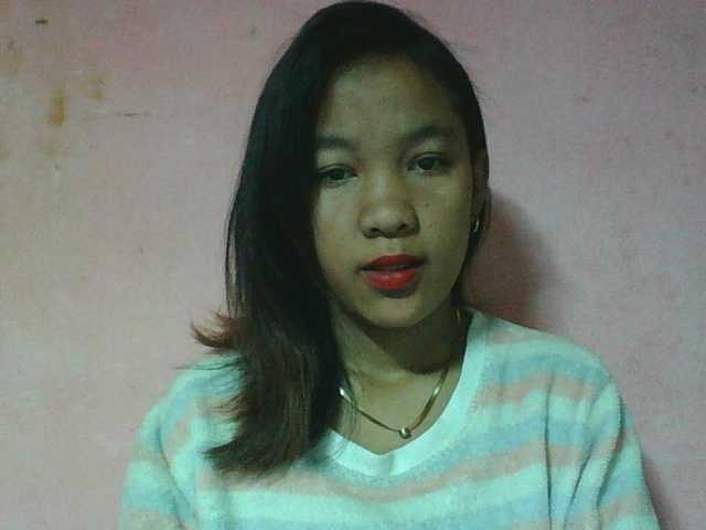 Louane01 live cam on BongaCams