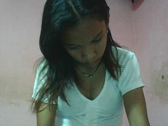 Louane01 live cam on BongaCams