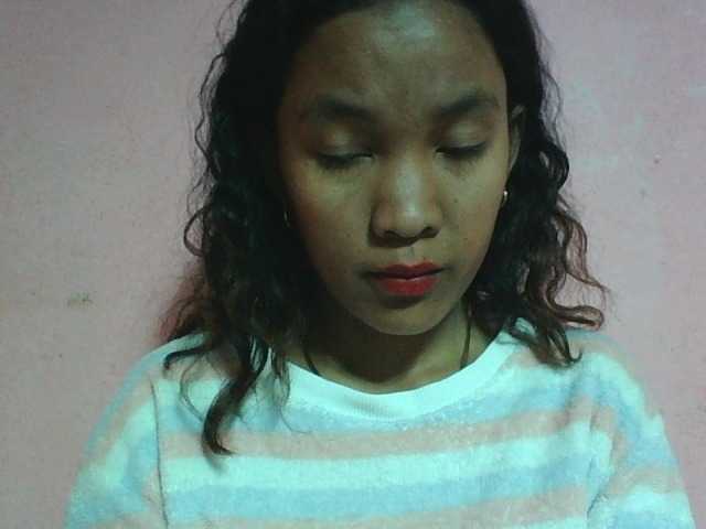 Louane01 live cam on BongaCams