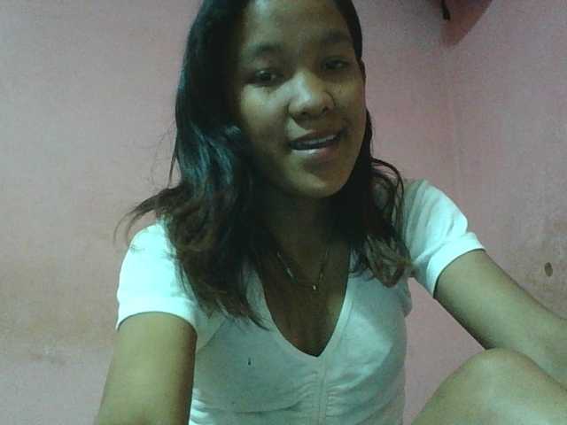 Louane01 live cam on BongaCams