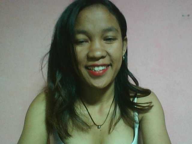 Louane01 live cam on BongaCams