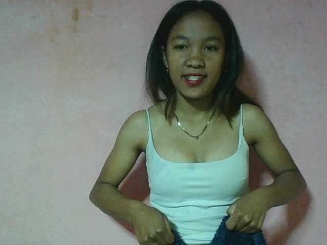 Louane01 live cam on BongaCams