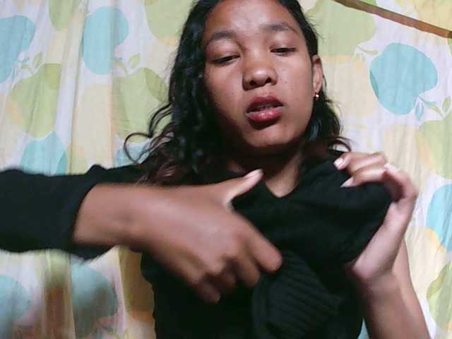 Louane01 live cam on BongaCams