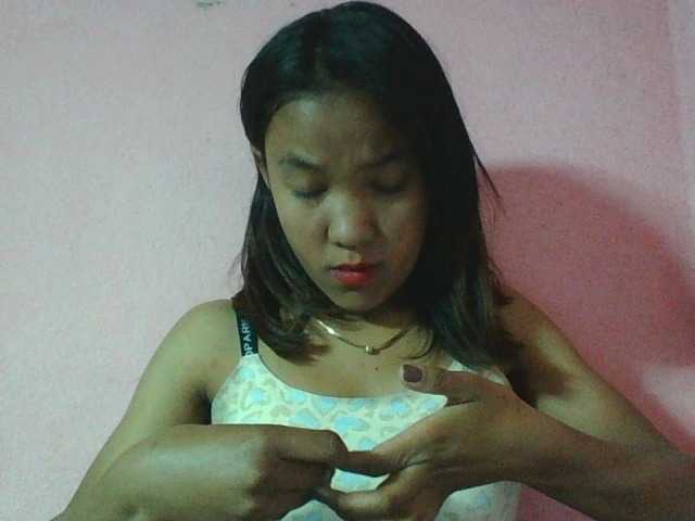 Louane01 live cam on BongaCams
