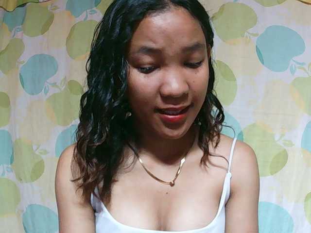 Louane01 live cam on BongaCams