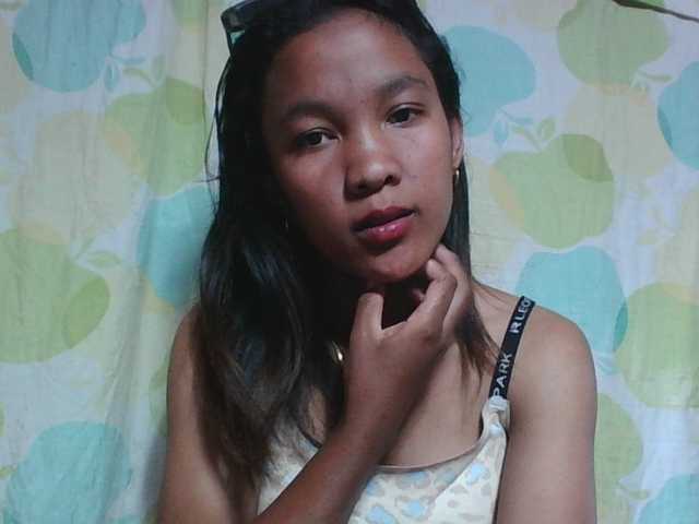 Louane01 live cam on BongaCams