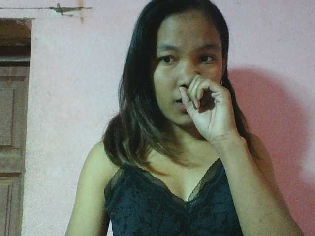 Louane01 live cam on BongaCams