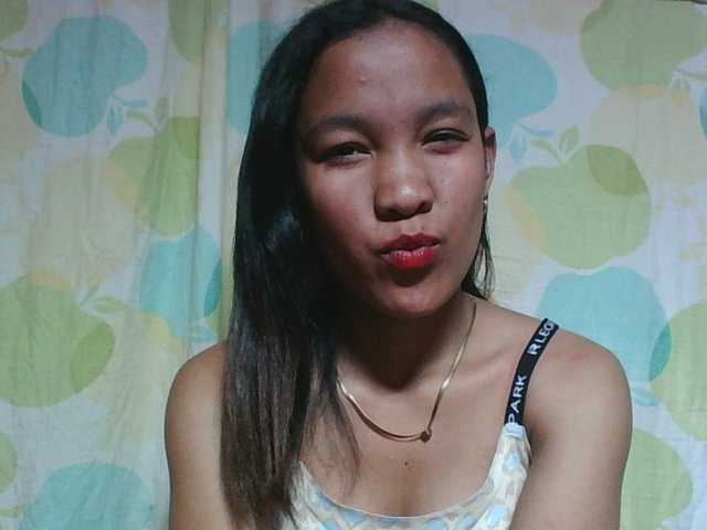 Louane01 live cam on BongaCams