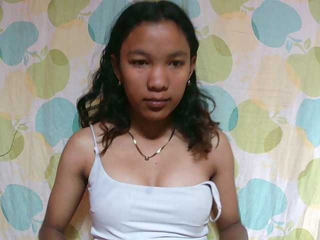 Louane01 live cam on BongaCams