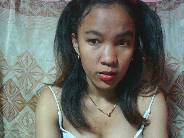 Louane01 live cam on BongaCams