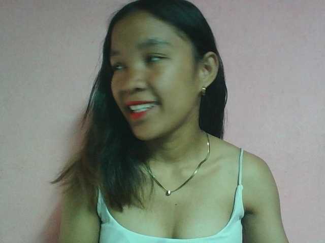 Louane01 live cam on BongaCams