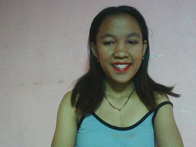 Louane01 live cam on BongaCams