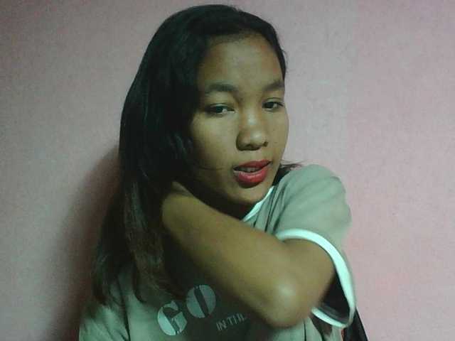 Louane01 live cam on BongaCams