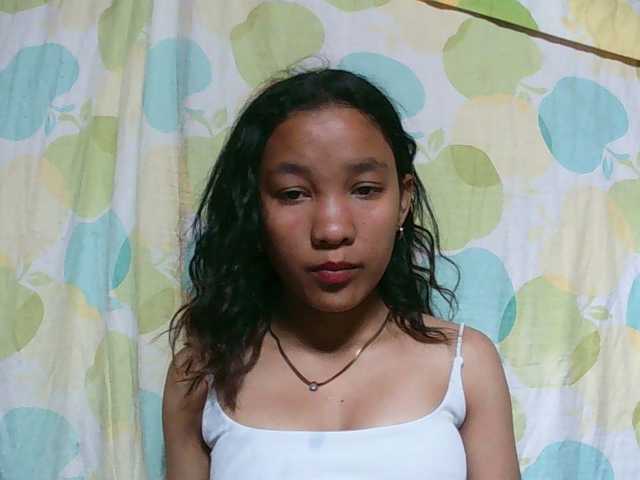 Louane01 live cam on BongaCams