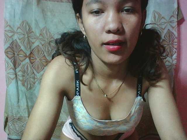 Louane01 live cam on BongaCams
