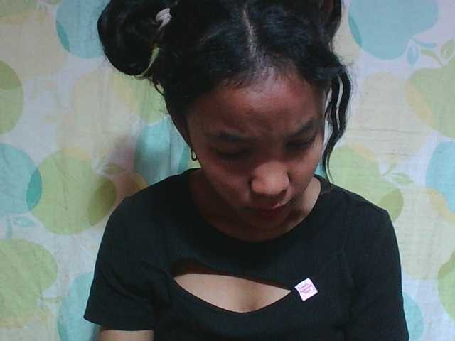 Louane01 live cam on BongaCams