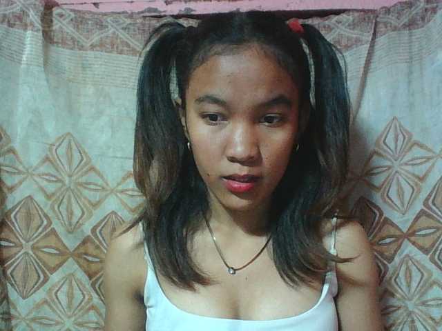 Louane01 live cam on BongaCams