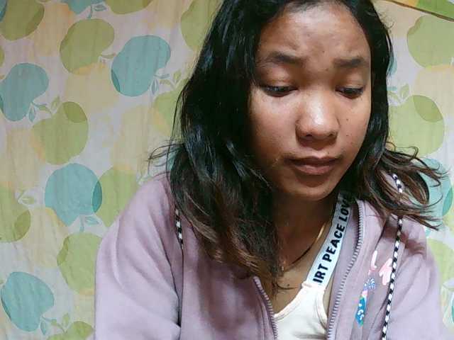 Louane01 live cam on BongaCams